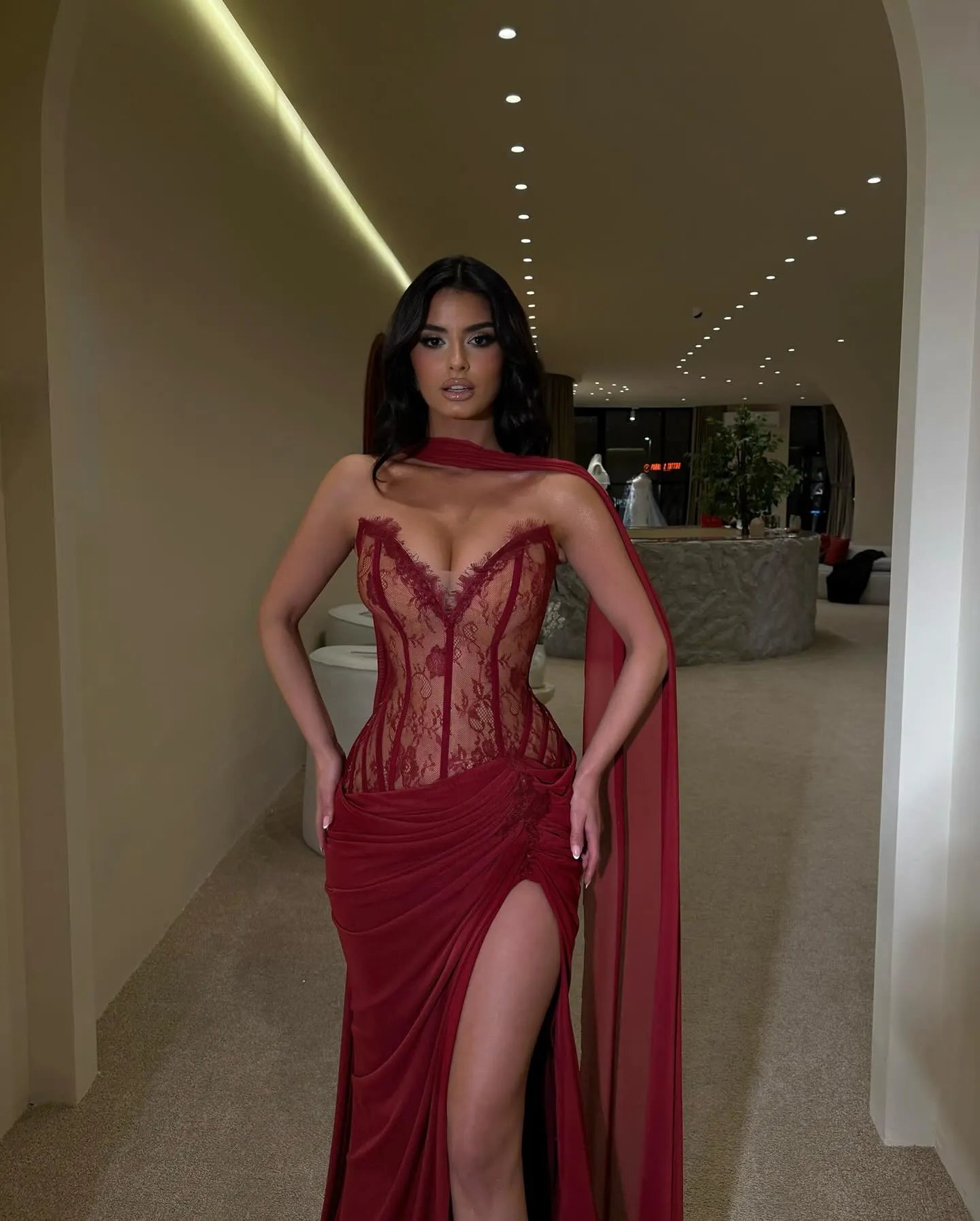 Cocoslly Strapless Sweetheart Sleeveless Long Prom Dress With Split | Burgundy Satin CO0084