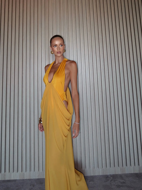 Cocoslly Halter V-Neck Sleeveless Long Mermaid Prom Dress With Pleated | Yellow Chiffon CO0067