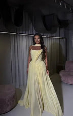 Cocoslly Strapless Sleeveless High Waist Long Prom Dress With Appliques And Scarf | Daffodil Chiffon YQ0072
