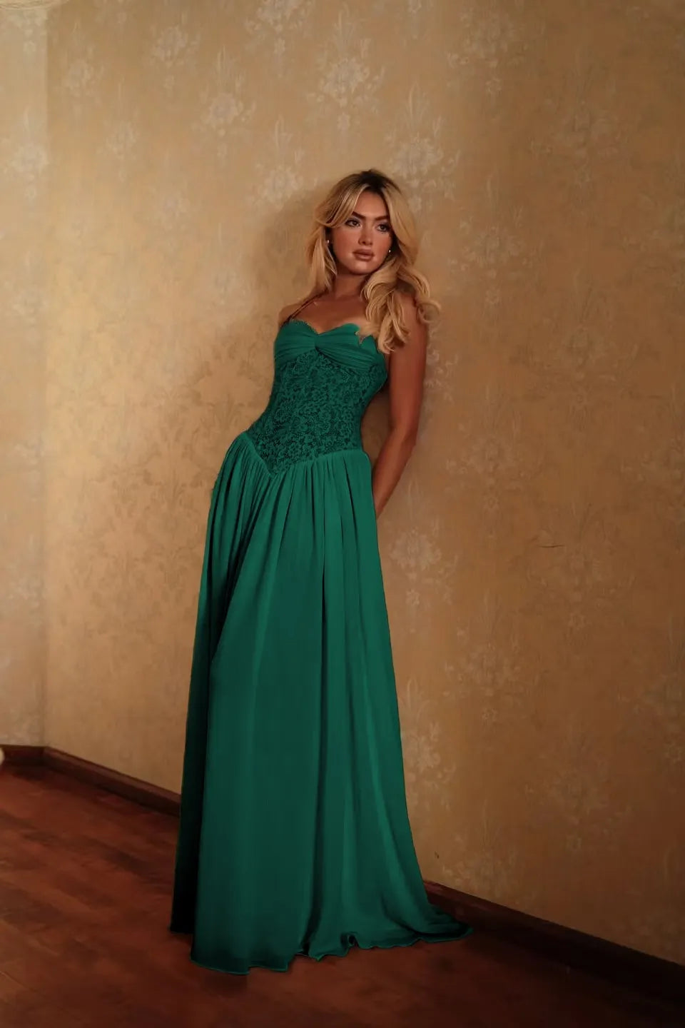 Cocoslly Spaghetti Straps Sleeveless High Waist Long Prom Dress | Glod Champage Chiffon YC0559