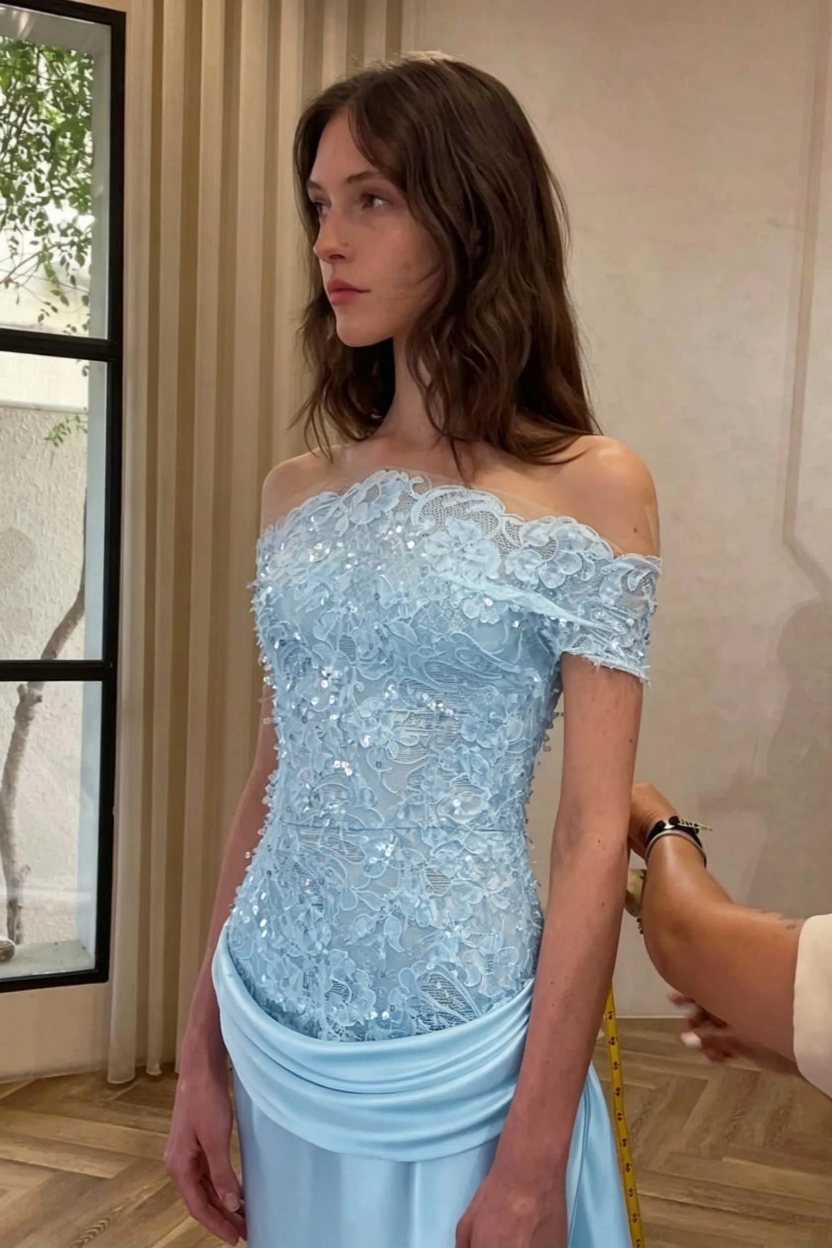 Cocoslly Off-The-Shoulder Sleeveless High Waist Long Prom Dress With Sequins | Ivory Lace And Satin LR0081