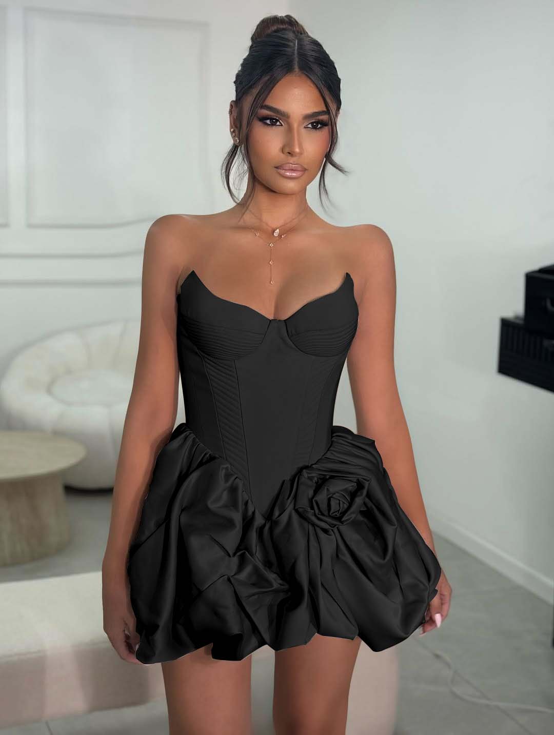 Cocoslly Strapless Sleeveless Short A-Line Pleated Prom Dress With Ruffles And Flower | Light Champage Satin ZA0278