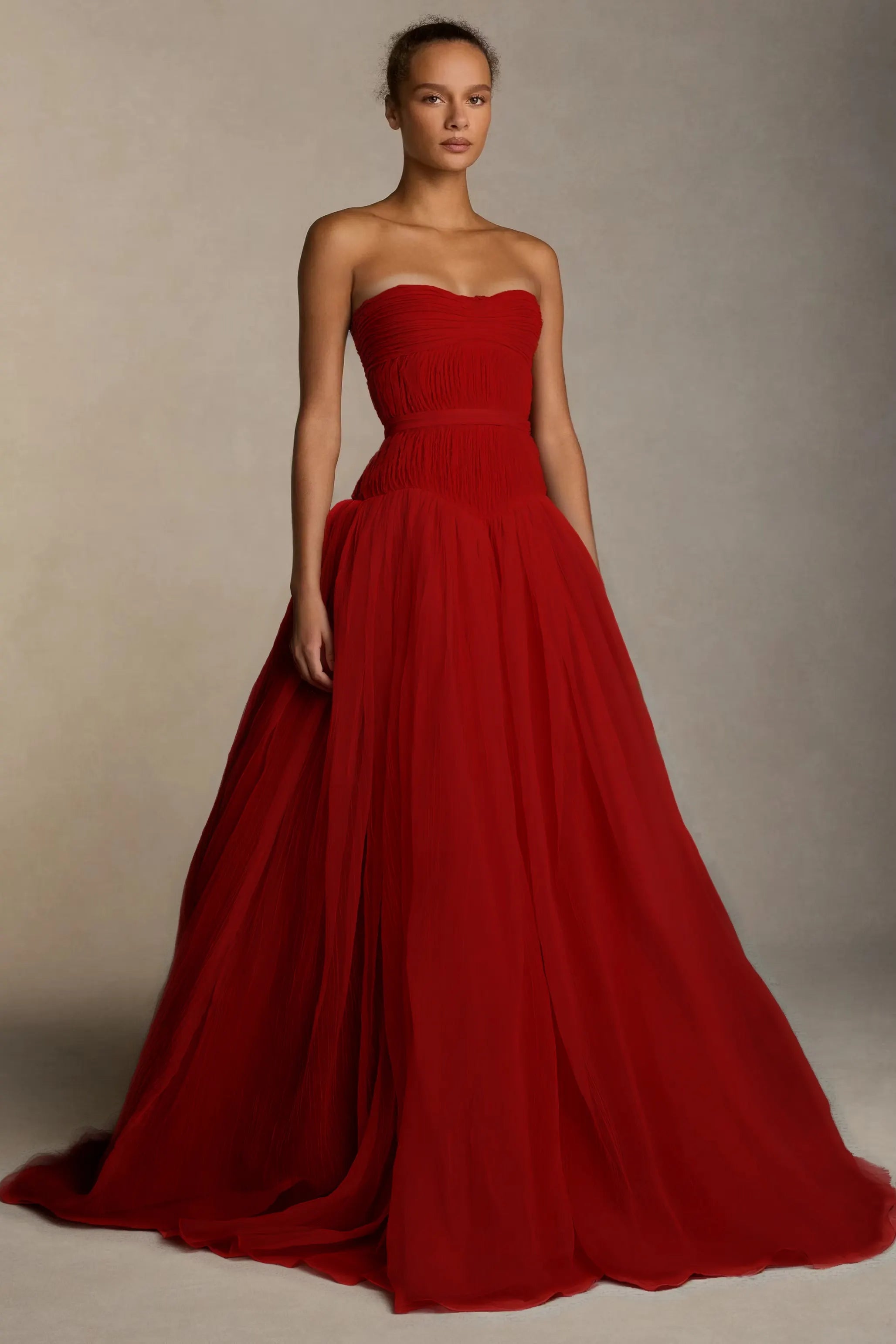 Cocoslly Strapless Sleeveless High Waist Long Prom Dress With Pleated | White Chiffon YC0565