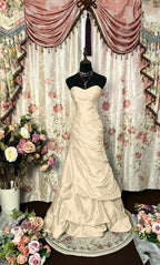 Cocoslly Strapless Sweetheart Sleeveless High Waist Long A Line Prom Dress With Ruffles | Black Red Satin PRD0034
