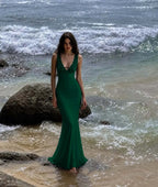 Cocoslly V-Neck Sleeveless High Waist Long Mermaid Prom Dress With Lace | Black Satin LX0099