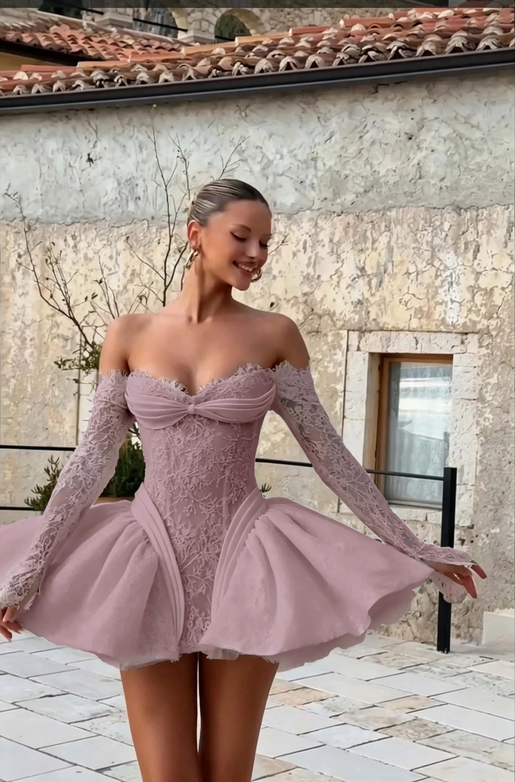 Cocoslly Strapless Long Sleeves Short Prom Dress With Appliques And Pleated | Daffodil Lace YQ0138