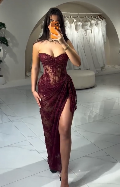 Cocoslly Strapless Sleeveless High Waist Long Prom Dress With Split And Appliques | Burgundy Lace WT0131