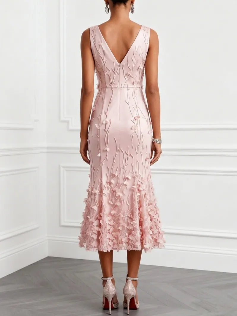 Light Pink 3D Floral Embroidery Classic V Neck Sleeveless Mermaid Midi Dress