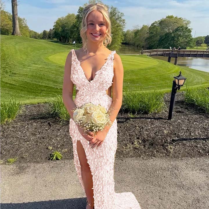 Cocoslly Straps V-Neck Sleeveless High Waist Long Prom Dress With Split | Champage Glod Sequins ZT0893