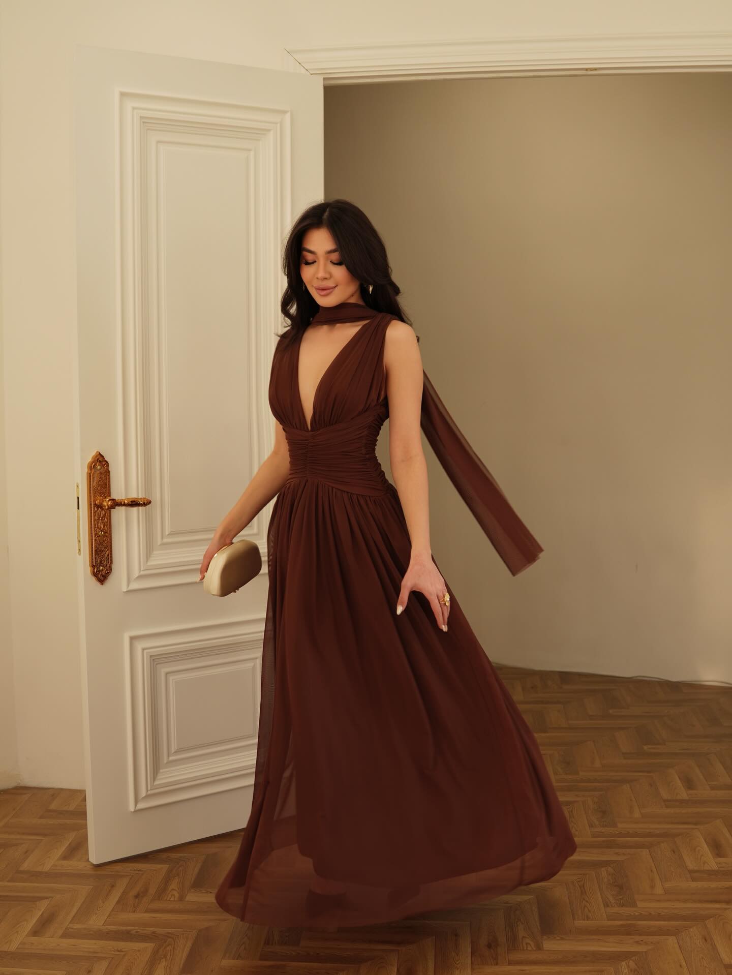 Cocoslly V-Neck Sleeveless Long A-Line Prom Dress With Pleated And Scarf | Brown Chiffon CO0059