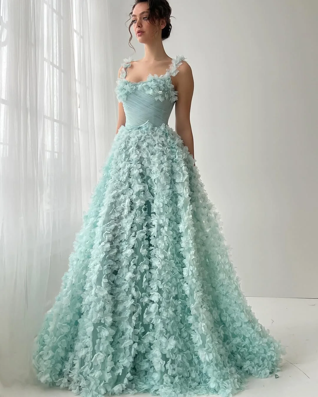 Tulle Square Neck Spaghetti Straps Sleeveless Long A-Line Prom Dress With Flower Appliques YK0613