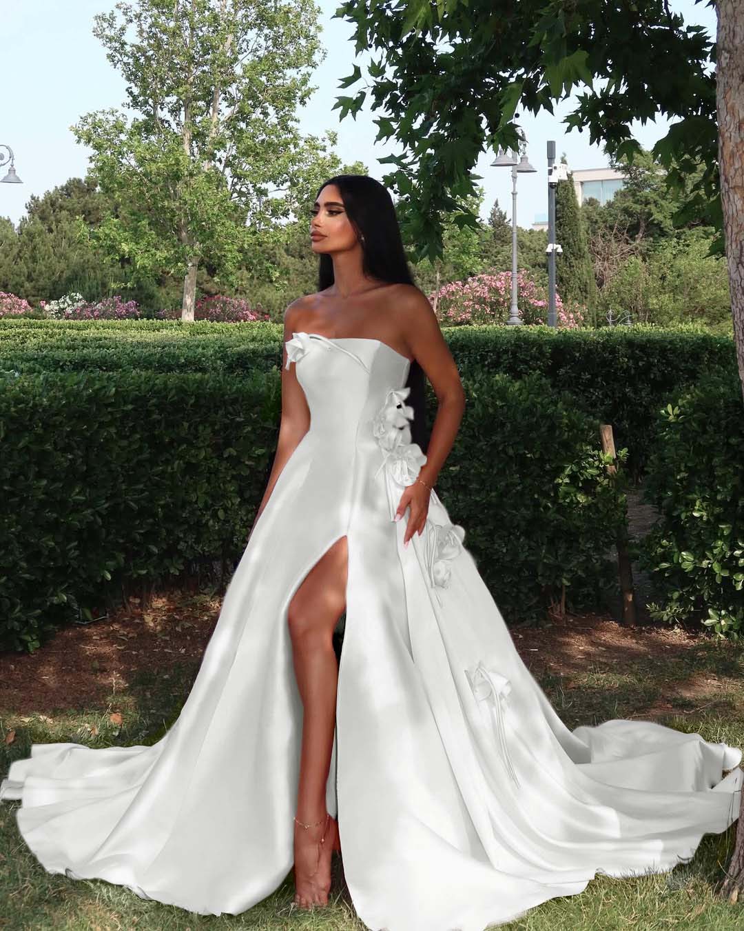 Strapless Sleeveless Long High Split Prom Dress With Appliques YK0162