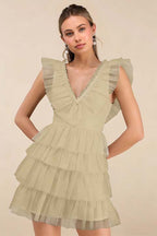 Cocoslly V-Neck Wide Straps Sleeveless Short A-Line Pleated Prom Dress With Ruffles | Black Tulle ZA0212