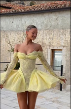 Cocoslly Strapless Long Sleeves Short Prom Dress With Appliques And Pleated | Daffodil Lace YQ0138