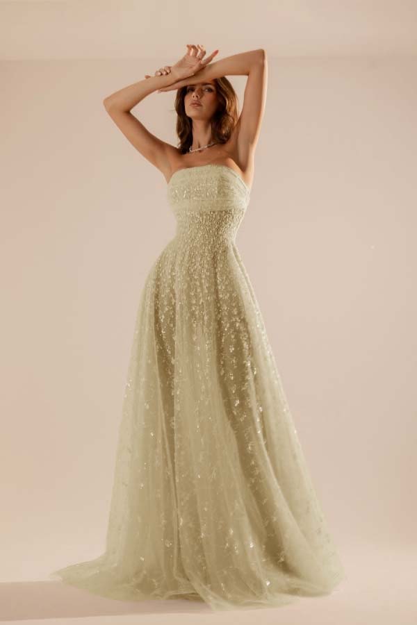 Charming Tulle Strapless Sleeveless Long Prom Dress With Beading YK0107