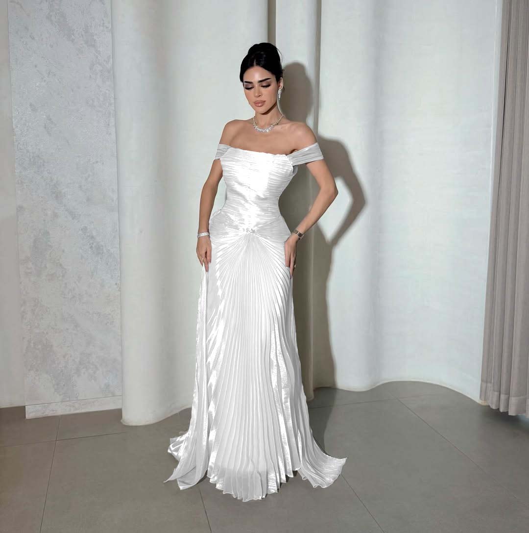 Chic Off the Shoulder Sleeveless Long Prom Dress With Pleated YK0266