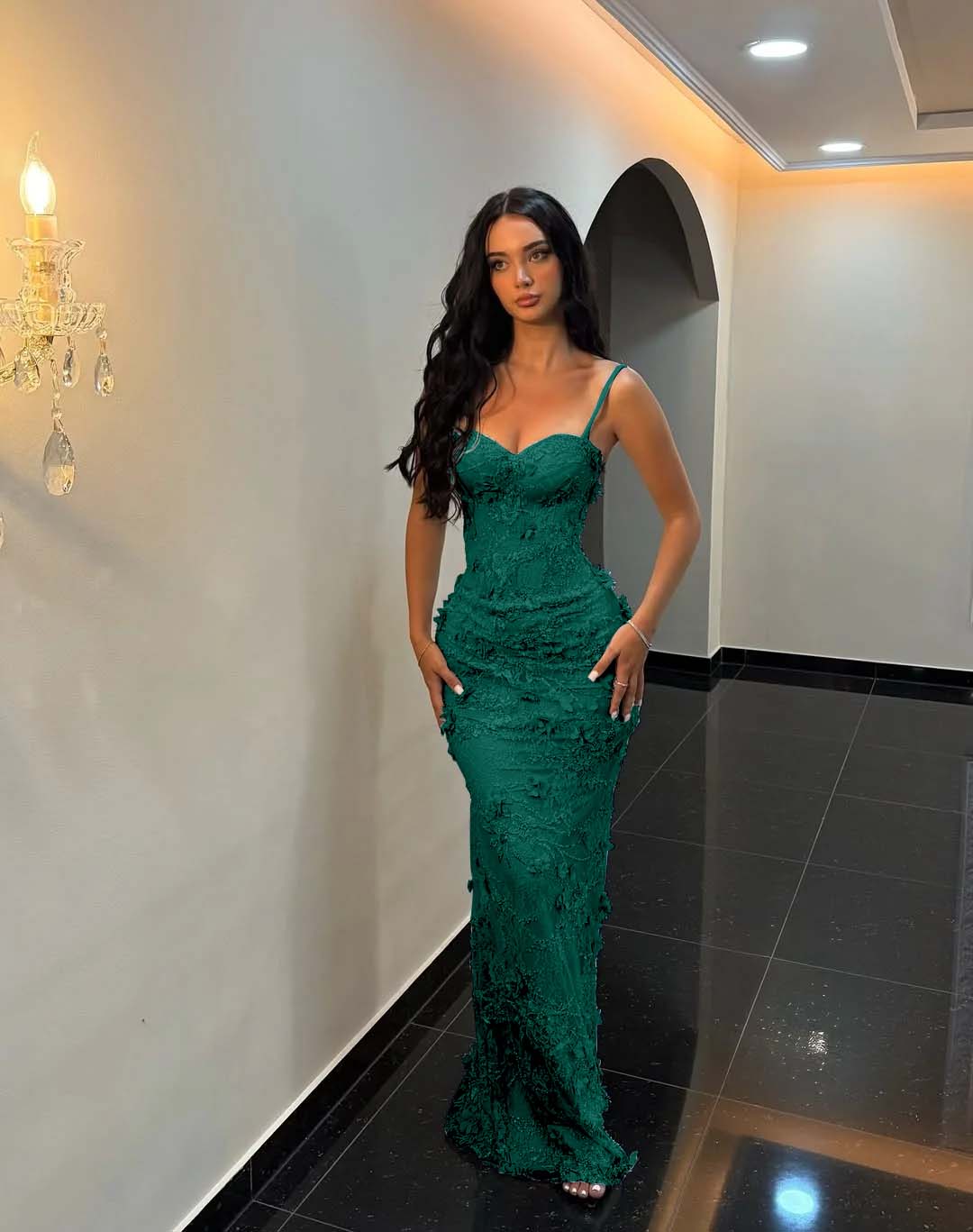 Sweetheart Spaghetti Straps Sleeveless Long Mermaid Prom Dress With Flower Appliqués And Embroidered YK0333
