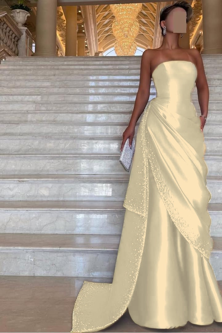 Chic Strapless Sleeveless Long Prom Dress With Pleated Beading WQ0094
