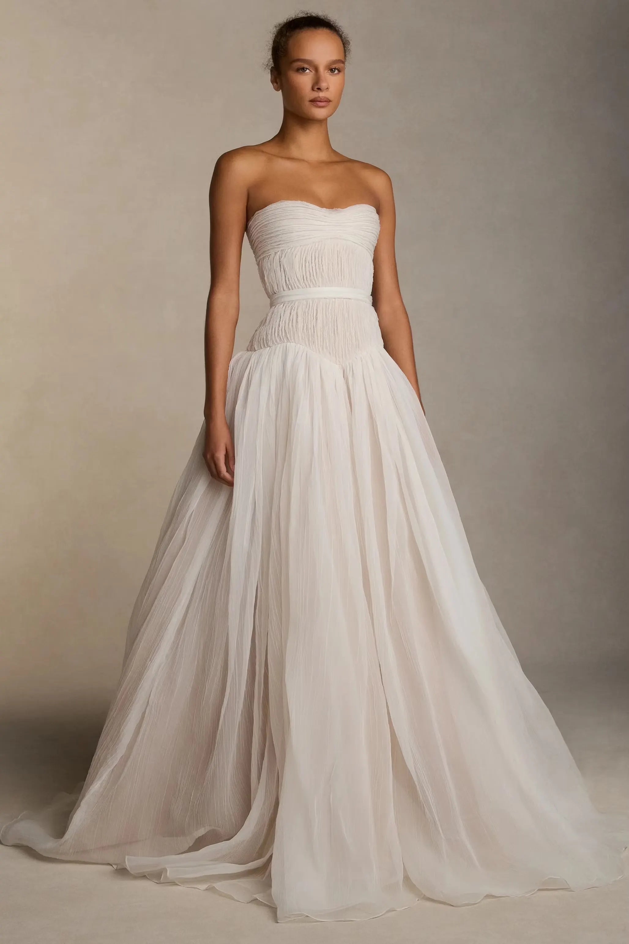 Cocoslly Strapless Sleeveless High Waist Long Prom Dress With Pleated | White Chiffon YC0565