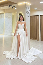 Cocoslly Strapless Sweetheart Sleeveless High Waist Long Split Prom Dress With Scarf | Burgundy Satin YC0479
