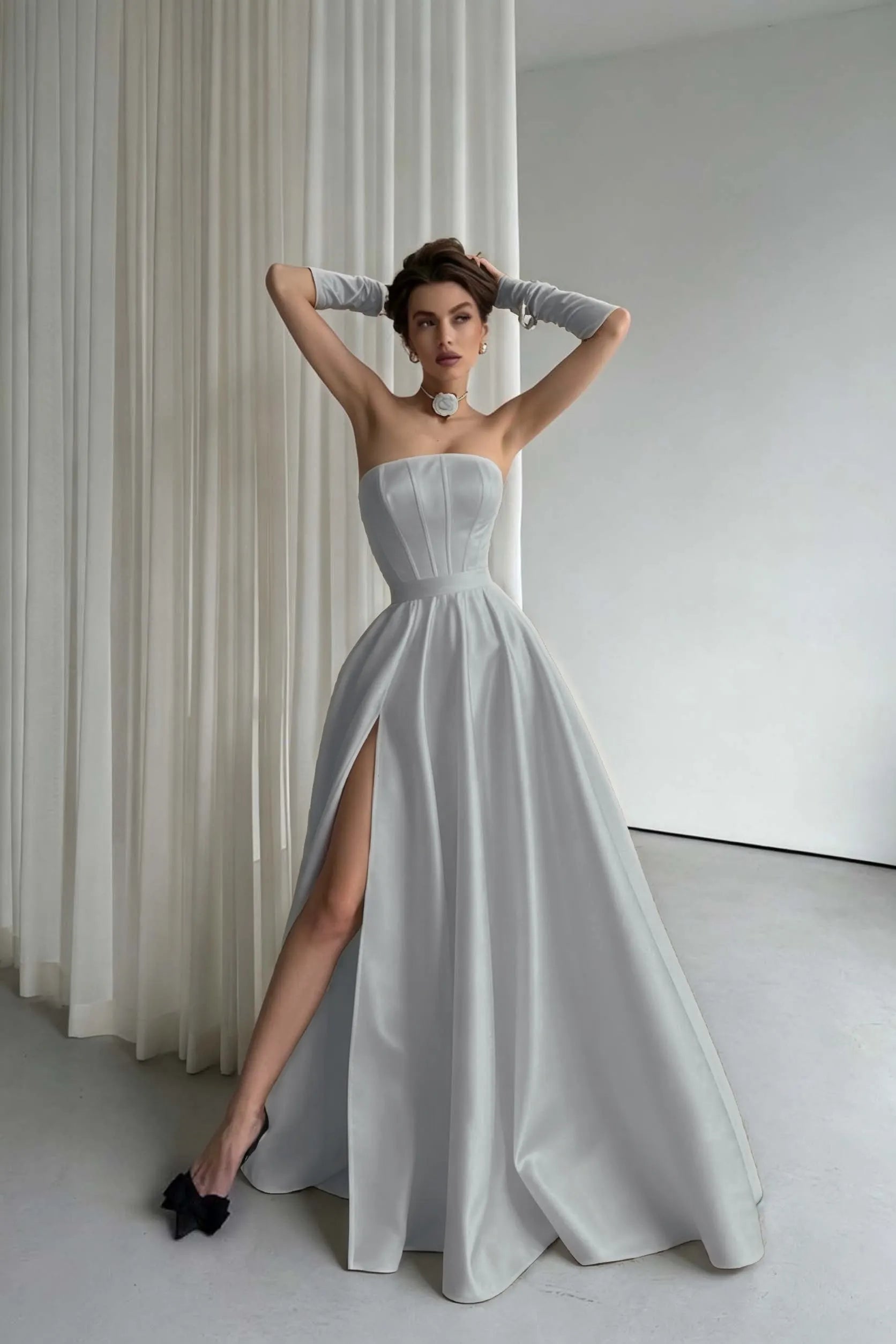 Cocoslly Strapless Sleeveless High Waist Long Prom Dress With Split And Gloves | Black Satin ZT0723