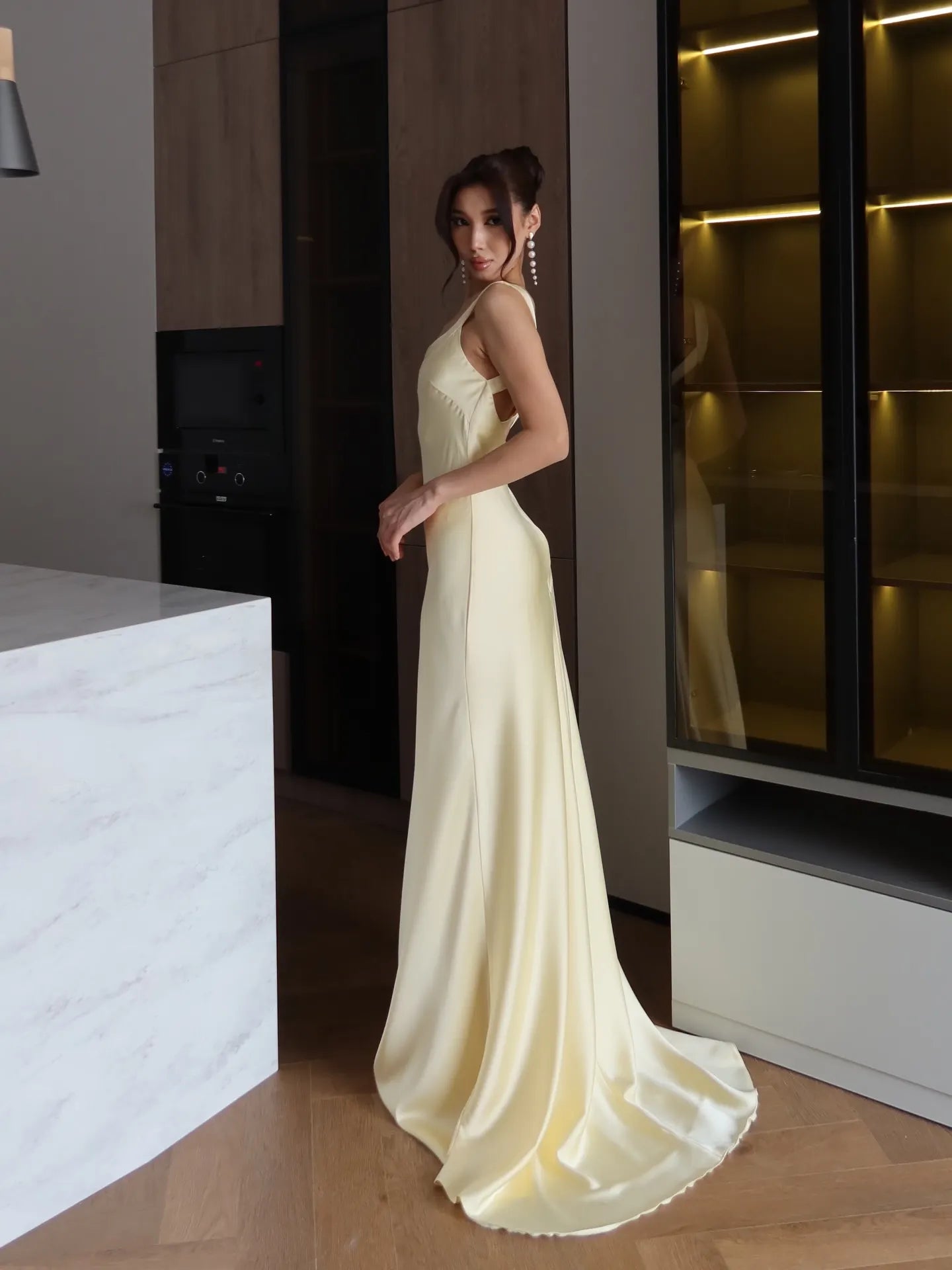 Cocoslly Spaghetti Straps V-Neck Sleeveless High Waist Long Prom Dress | Daffodil Satin CO0127