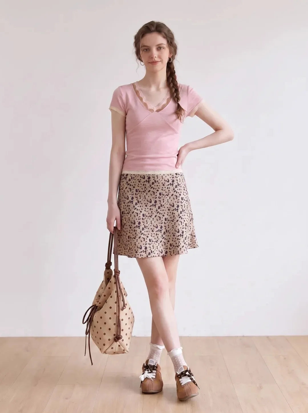 Pink lace-trimmed V-neck T-shirt