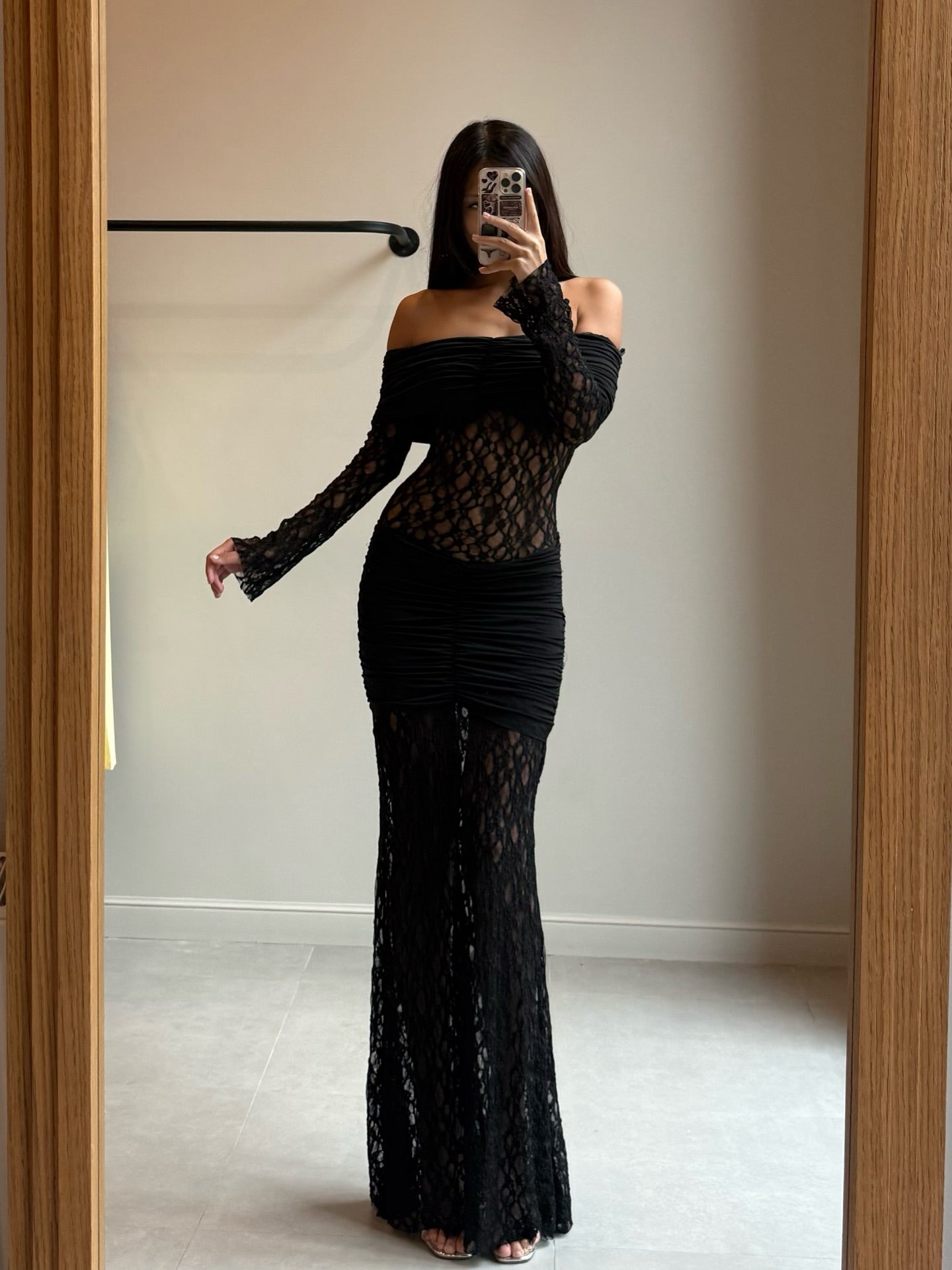 Cocoslly Off-The-Shoulder Long Sleeves High Waist Long Mermaid Prom Dress | Black Chiffon CO0125
