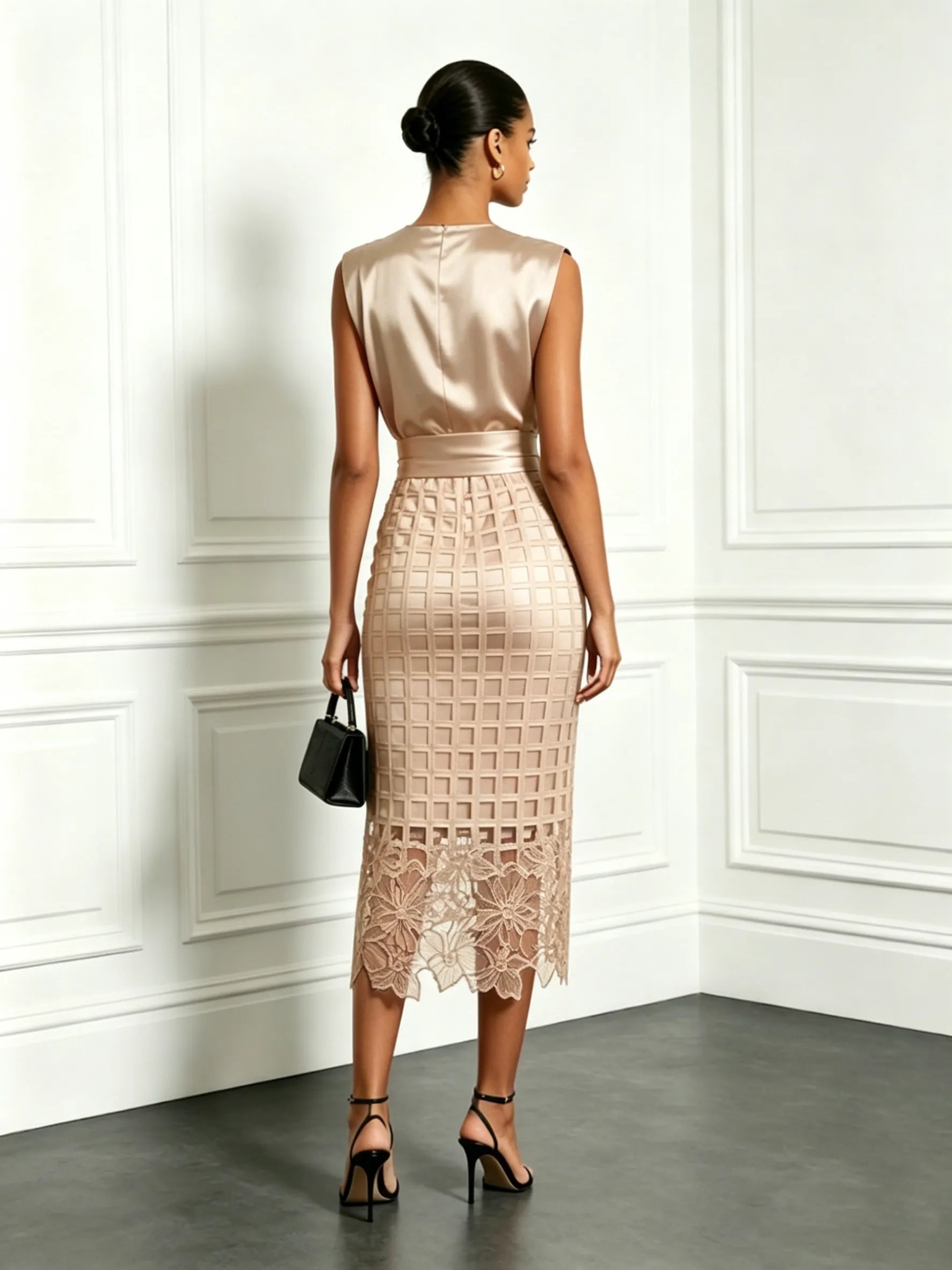 Women Champagne Lace Crew Neck Sleeveless Elegant Top With Skirt Two-Piece Set