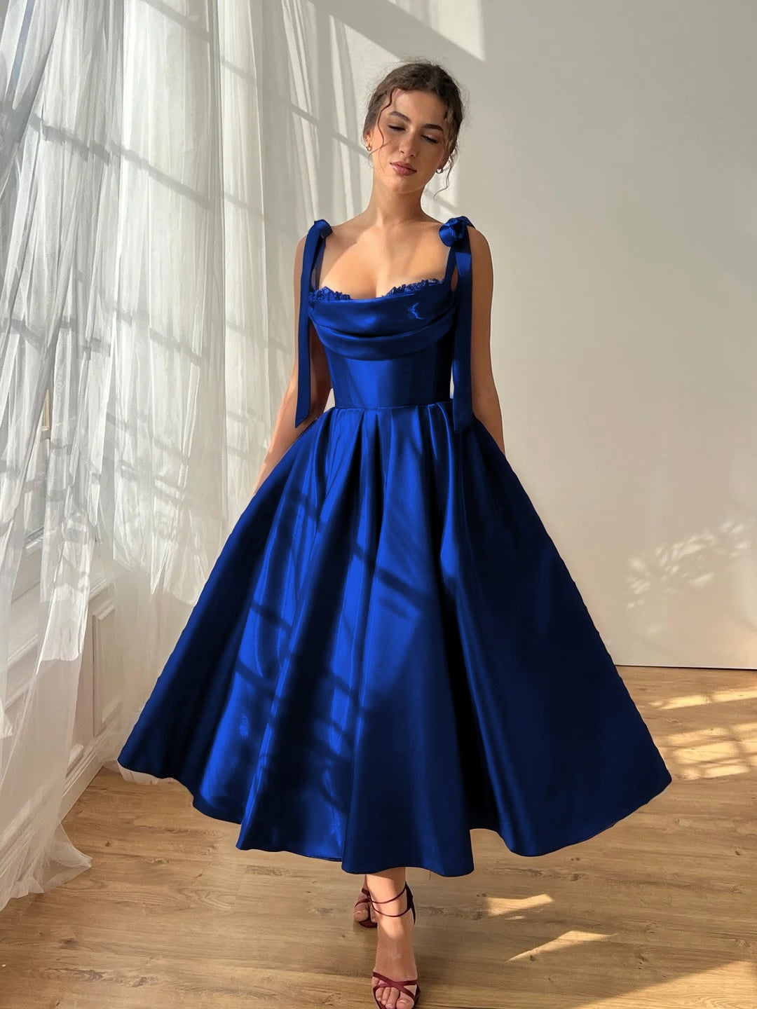 Satin Strapless Spaghetti Straps Sleeveless Pleated A-Line Prom Dress With Pleated And Bows YK0612