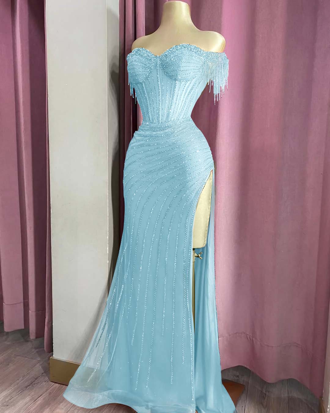 Off the Shoulder Sleeveless Long Split Prom Dress With Beading YK0161