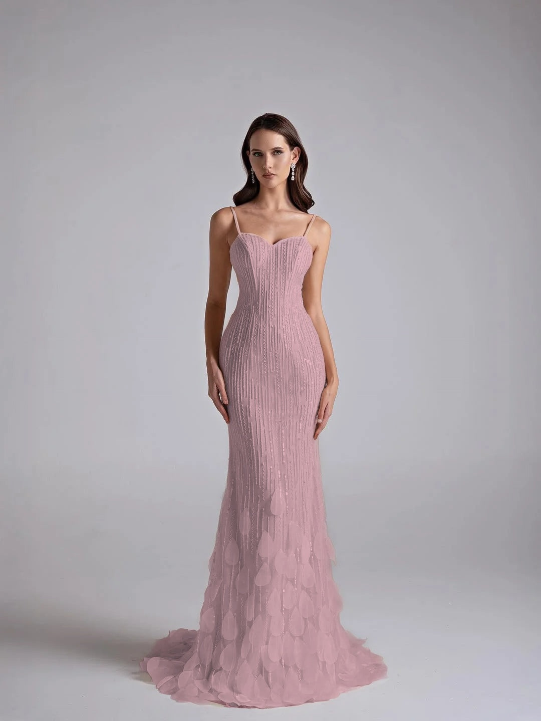 Tulle Sweetheart Spaghetti Straps Sleeveless Long Mermaid Prom Dress With Petals And Sequins YK0668
