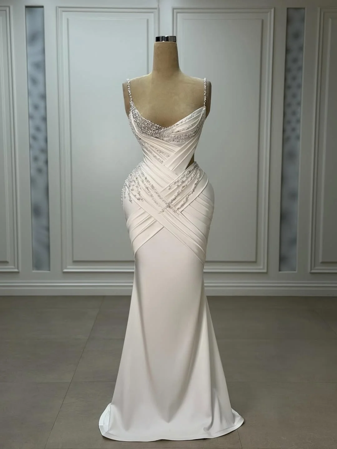 Satin V-Neck Spaghetti Straps Strapless Sleeveless Long Mermaid Prom Dress With Pleated And Beadings YK0743