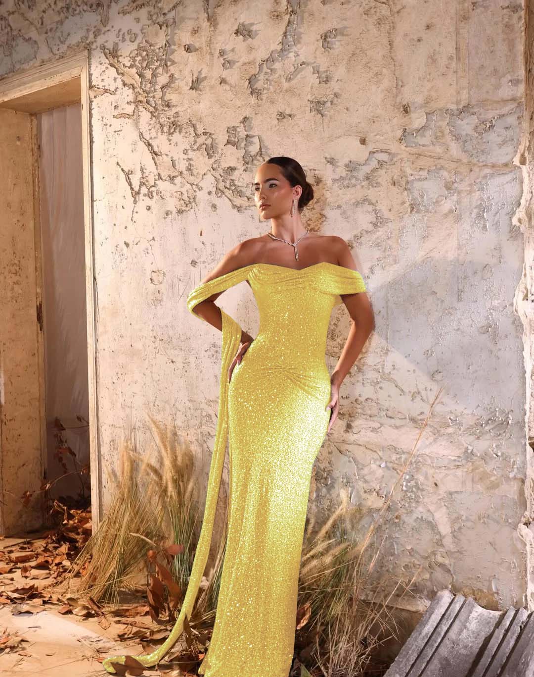 Off-The-Shoulder Strapless Sleeveless Long Pleated Mermaid Prom Dress With Sequins And Ruffle YK0709