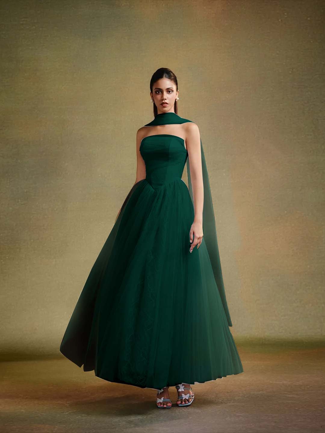 Tulle Strapless Sleeveless Long A-Line Prom Dress With Pleated And Ruffles YK0659