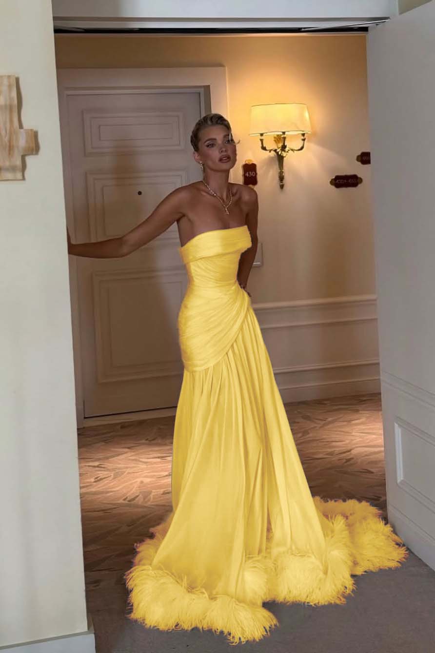 Cocoslly Strapless Sleeveless Long Pleated Prom Dress With Feathers | Ivory Satin ZA0210