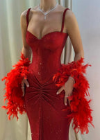 Cocoslly Spaghetti Straps Sleeveless Long Pleated Mermaid Prom Dress With Feathers | Red Sequins CO0137