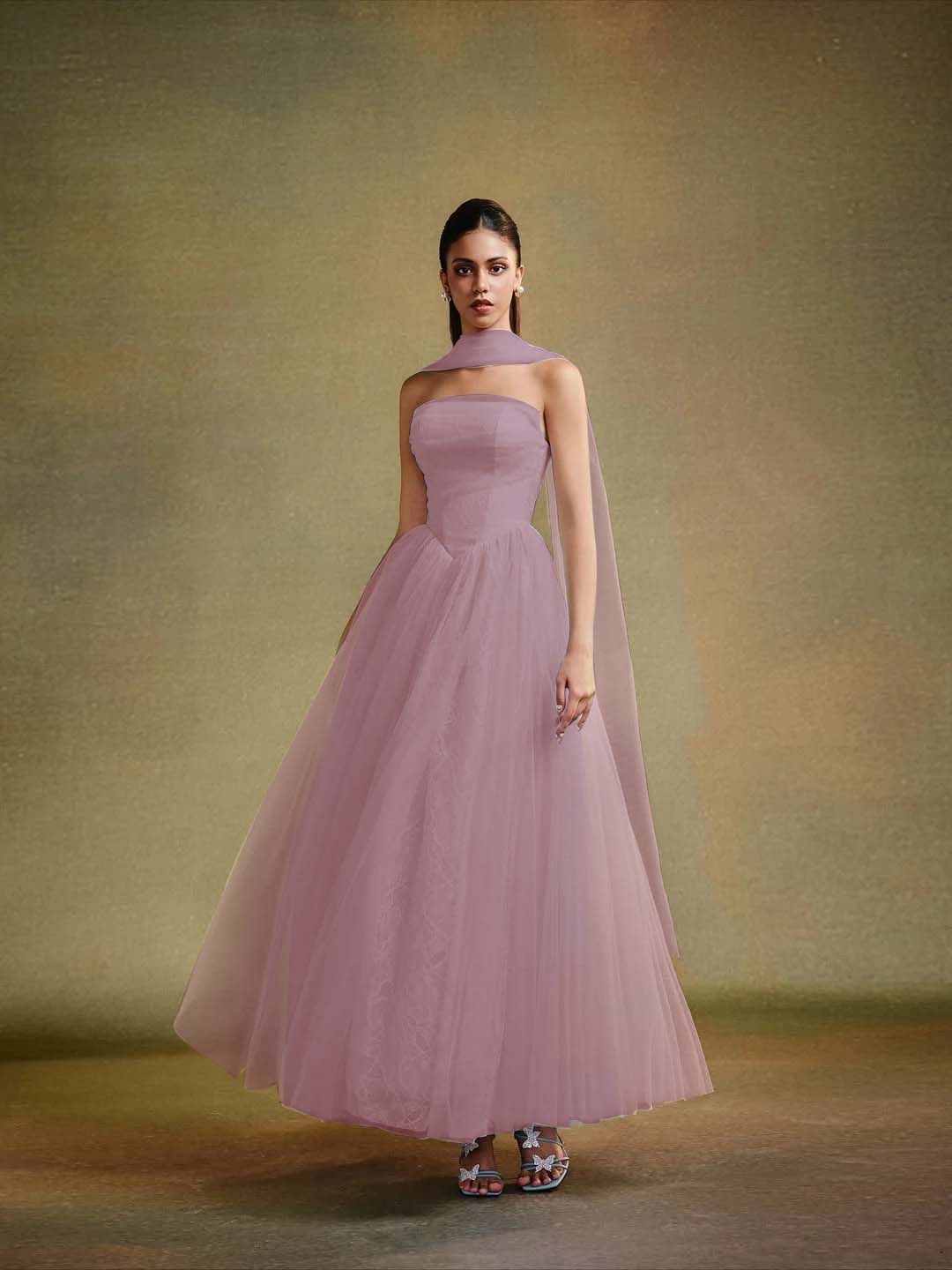 Tulle Strapless Sleeveless Long A-Line Prom Dress With Pleated And Ruffles YK0659