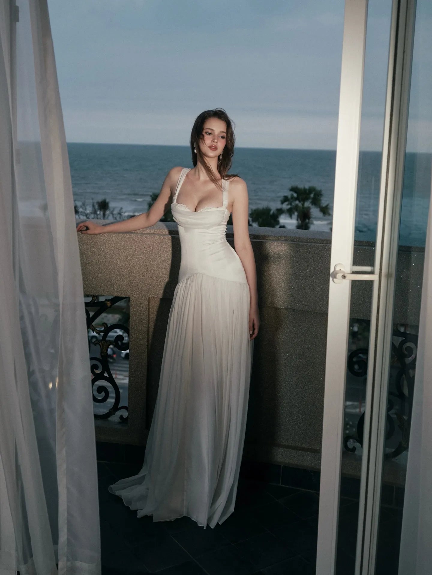 Cocoslly Wide Straps Square Neck Sleeveless High Waist Long Prom Dress | White Chiffon CO0185