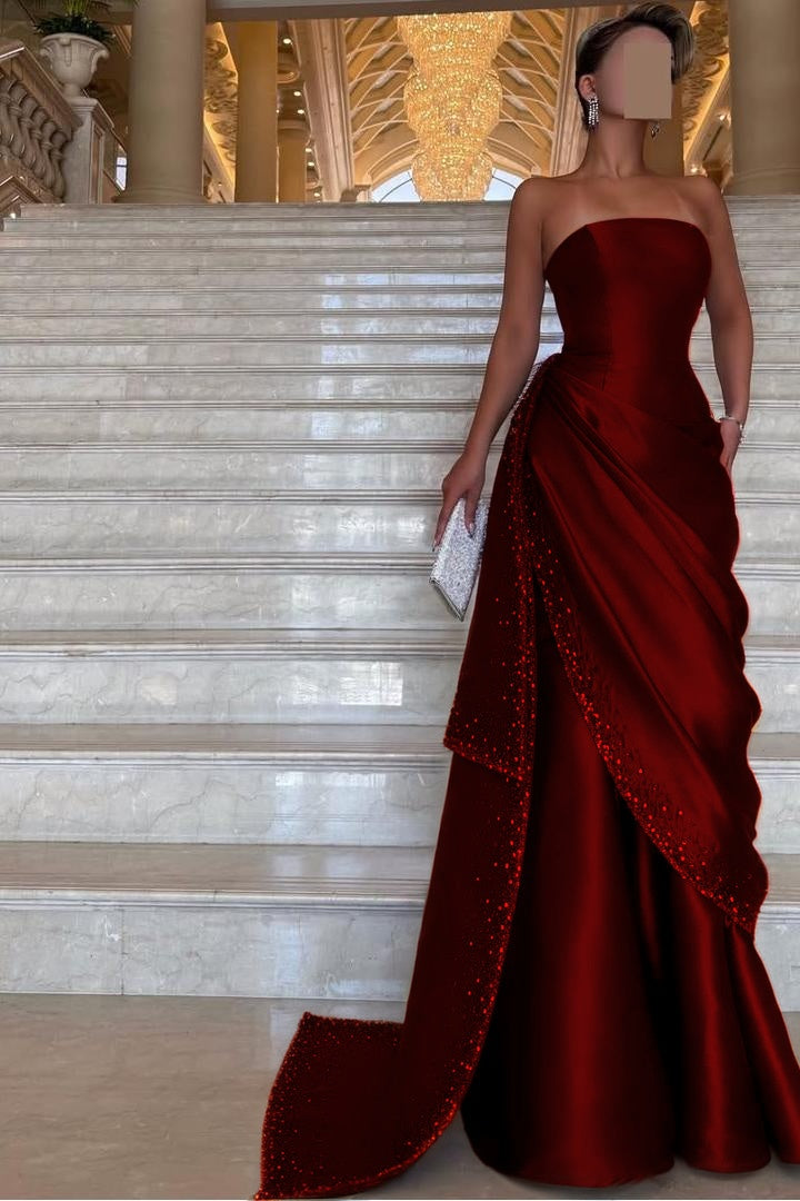 Chic Strapless Sleeveless Long Prom Dress With Pleated Beading WQ0094