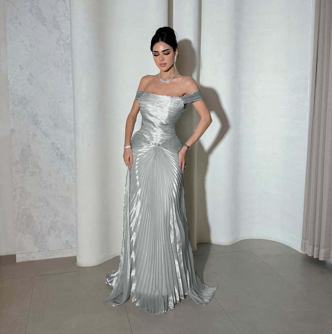 Chic Off the Shoulder Sleeveless Long Prom Dress With Pleated YK0266