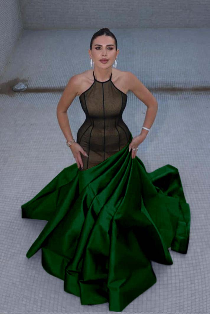 Stunning Halter Sleeveless Long Mermaid Prom Dress With Pleated WQ0122