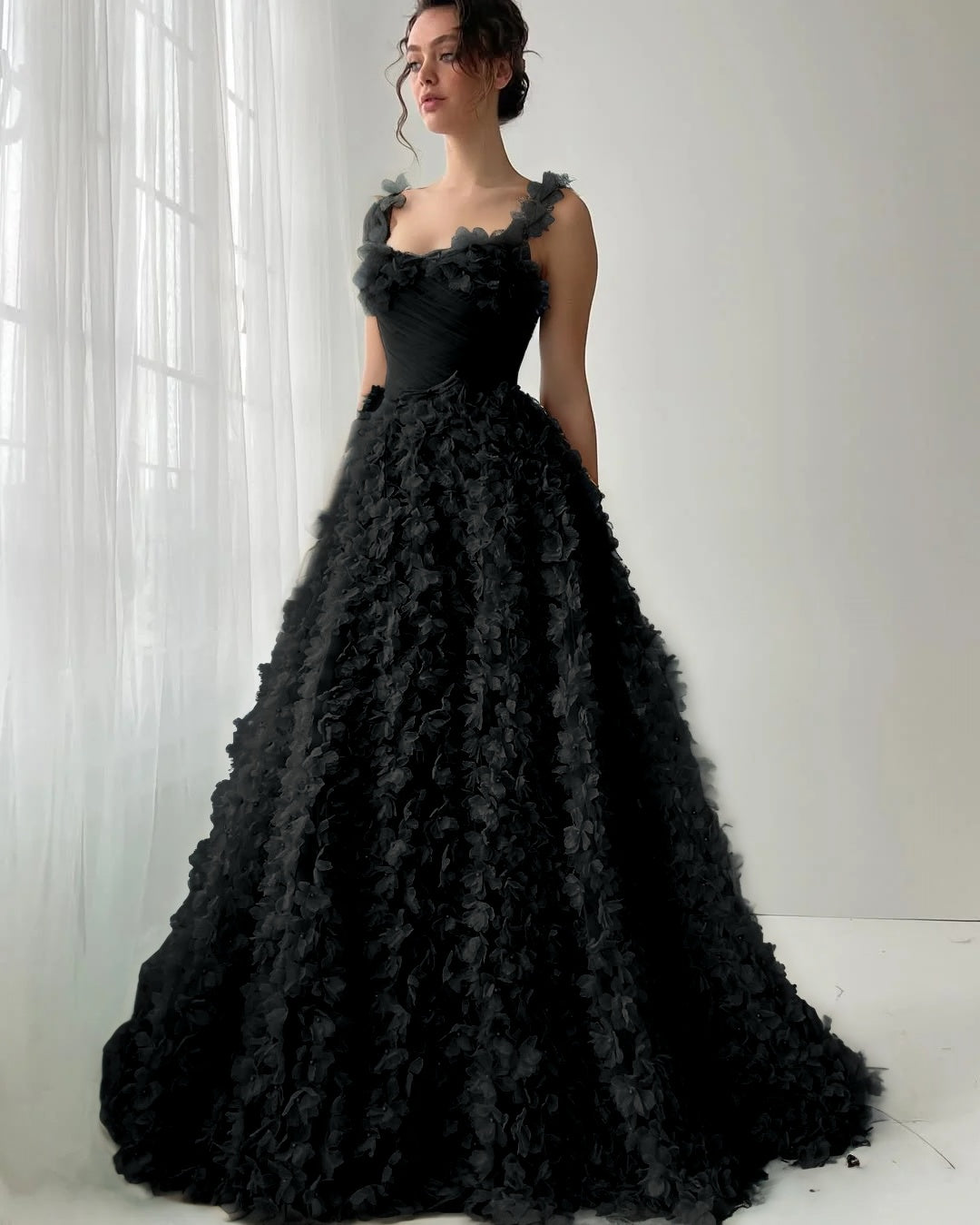 Tulle Square Neck Spaghetti Straps Sleeveless Long A-Line Prom Dress With Flower Appliques YK0613