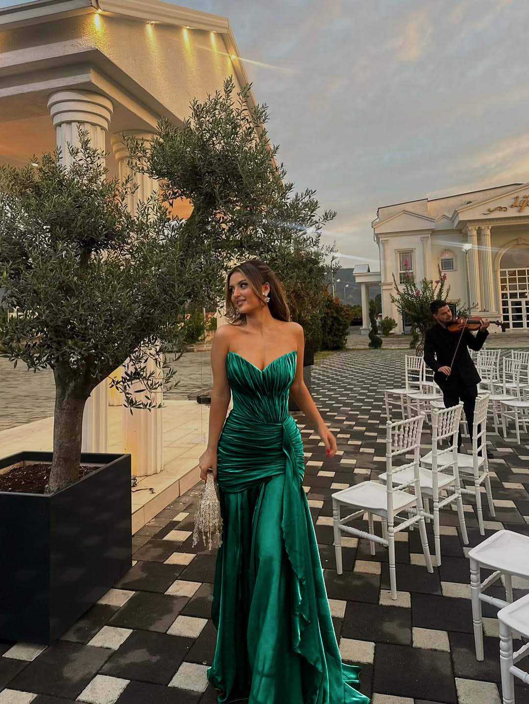 Strapless V Neck Sleeveless Long Prom Dress With Pleated Ruffle YK0492