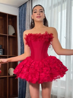 Cocoslly Strapless Sleeveless Short A-Line Prom Dress With Flowers Appliqué | Red Satin CO0088