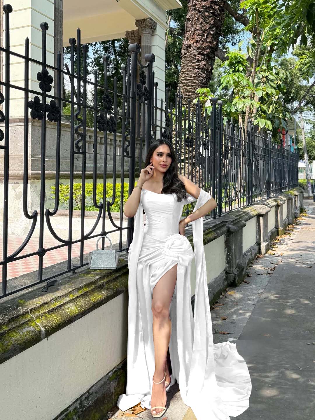 Strapless Sleeveless Long Mermaid Prom Dress With Split Pleated YK0291