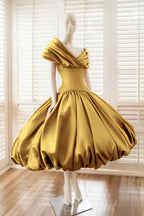Cocoslly Off-The-Shoulder Sleeveless High Waist Long A Line Prom Dress With Pleated | Red Satin YC0571