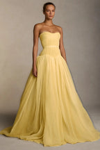 Cocoslly Strapless Sleeveless High Waist Long Prom Dress With Pleated | White Chiffon YC0565
