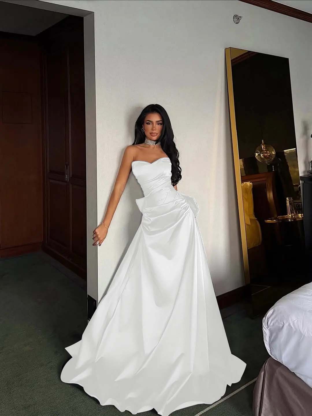 Black Satin Sweetheart Strapless Sleeveless Long A-Line Prom Dress With Pleated YK0695