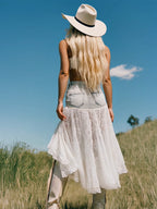銆�24-hour shipping out銆慠omantic And Fashionable Short Front And Long Back Lace Patchwork Denim Skirt
